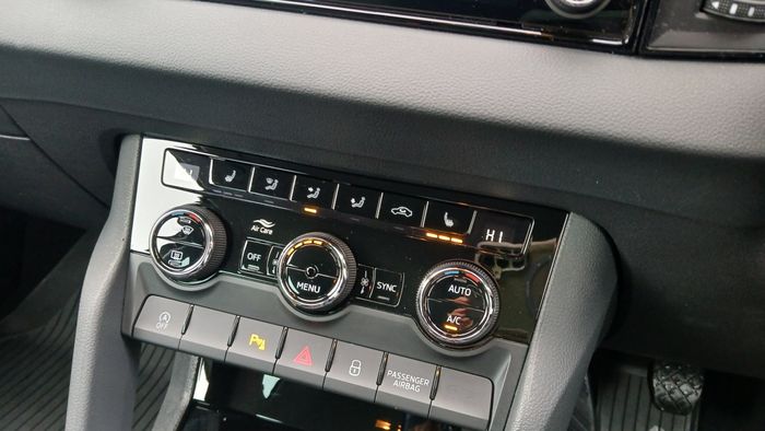 Skoda Karoq 2025