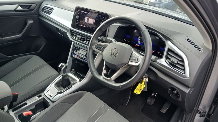 Volkswagen T-Roc 2023