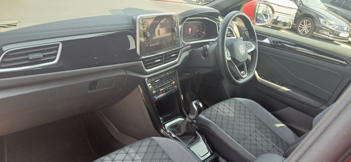 Volkswagen T-Roc 2024