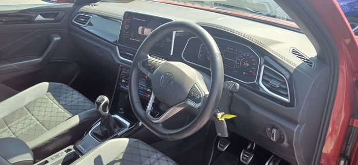 Volkswagen T-Roc 2024