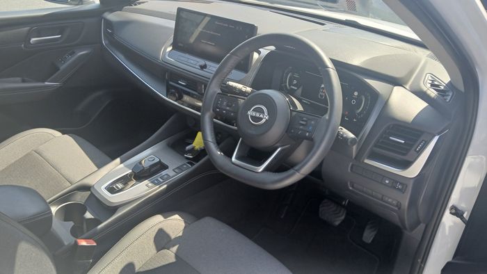 Nissan QASHQAI 2024