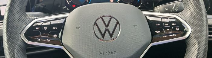 Volkswagen Golf 2023