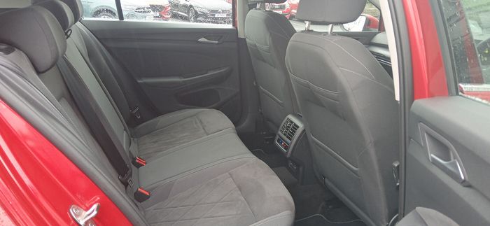 Volkswagen Golf 2023
