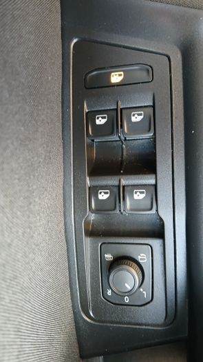 Volkswagen T-Roc 2024