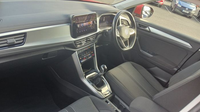 Volkswagen T-Roc 2023