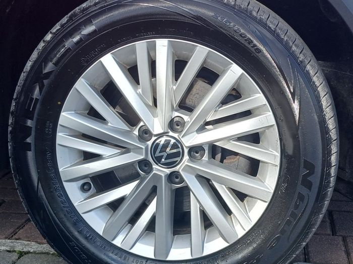 Volkswagen T-Roc 2023