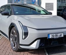 Kia EV4 2026