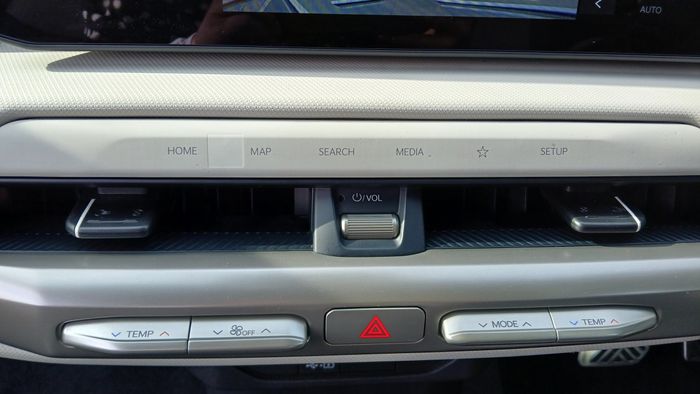 Kia EV4 2026