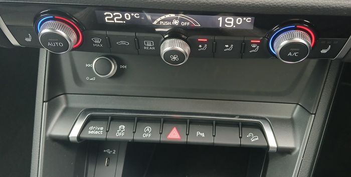 Audi Q3 2022
