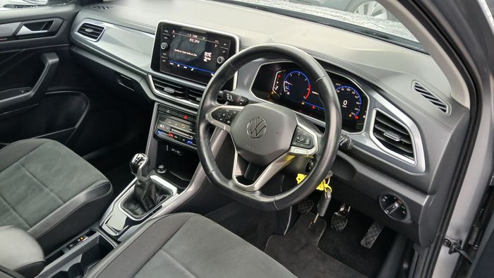Volkswagen T-Roc 2023