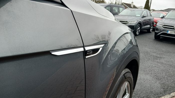 Volkswagen T-Roc 2024