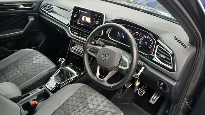 Volkswagen T-Roc 2024
