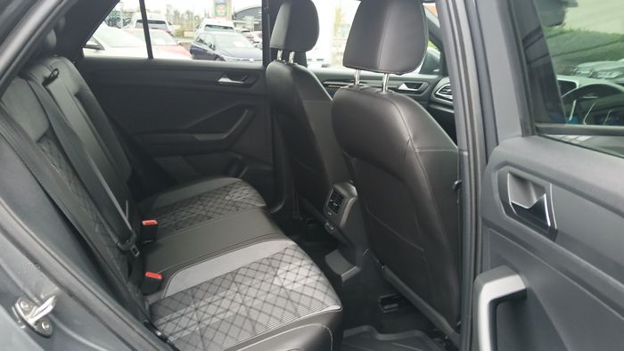 Volkswagen T-Roc 2024