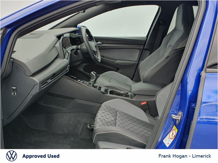Volkswagen Golf 2024