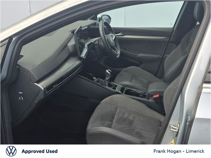 Volkswagen Golf 2024