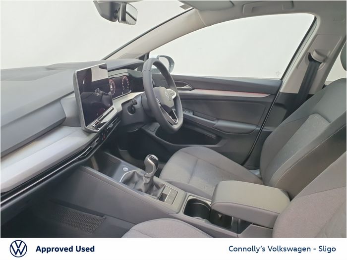 Volkswagen Golf 2025