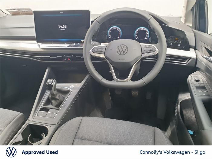 Volkswagen Golf 2025