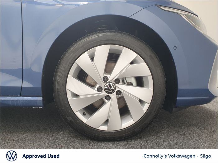 Volkswagen Golf 2025