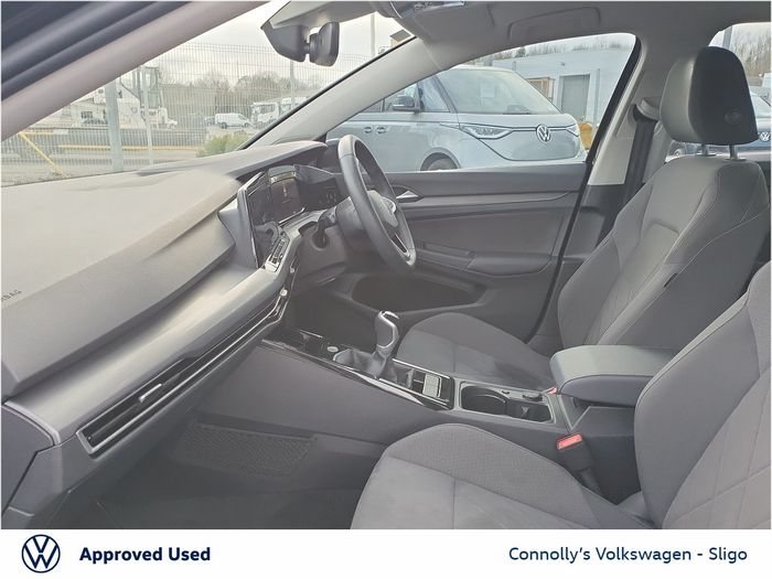 Volkswagen Golf 2024