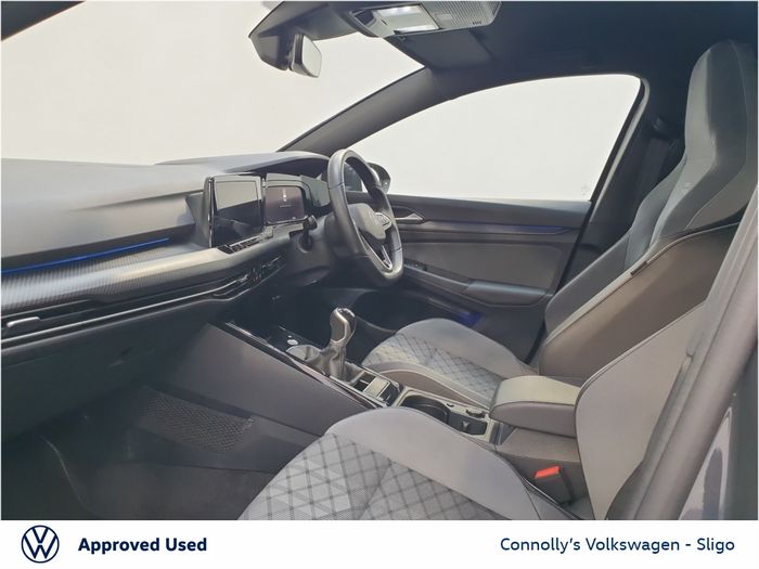 Volkswagen Golf 2024