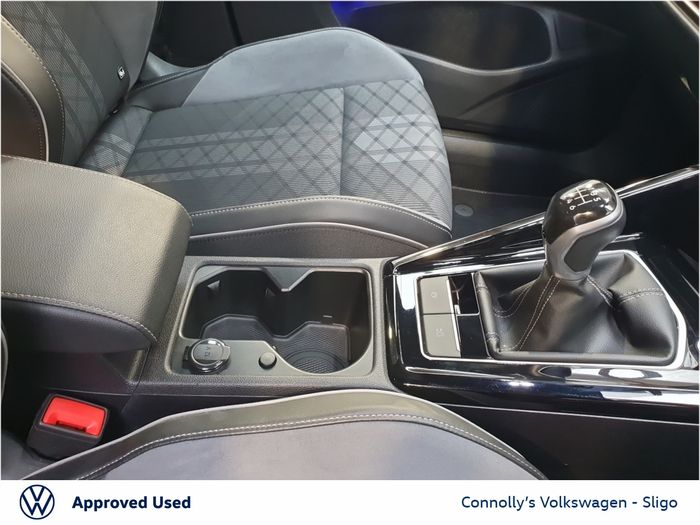 Volkswagen Golf 2024