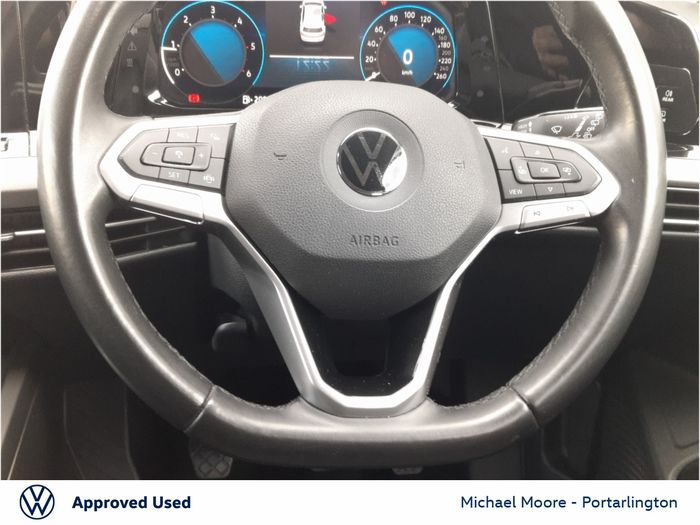 Volkswagen Golf 2021