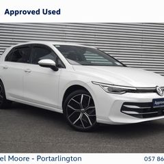 Volkswagen Golf 2024