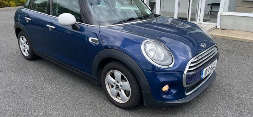MINI Cooper 2018