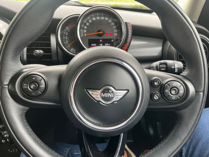 MINI Cooper 2018