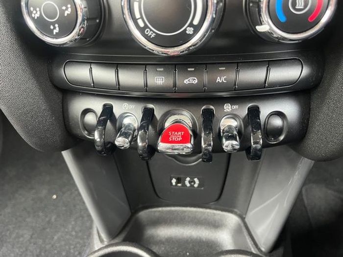 MINI Cooper 2018