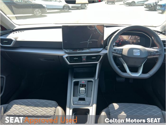 SEAT Leon 2025