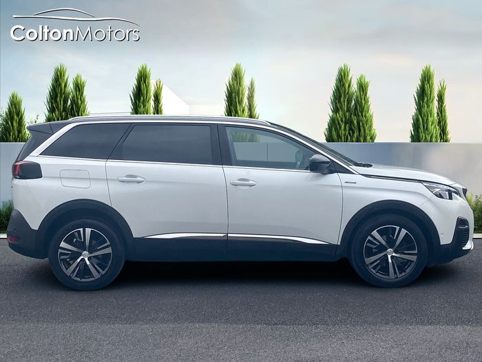 Peugeot 5008 2020
