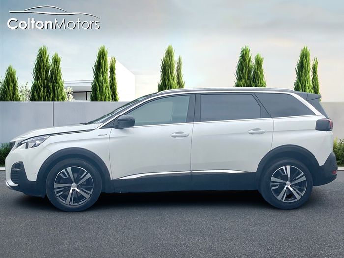 Peugeot 5008 2020
