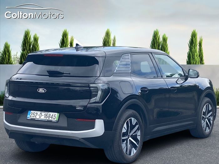 Ford Explorer 2025
