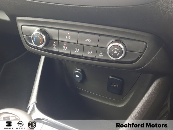 Opel Crossland X 2024