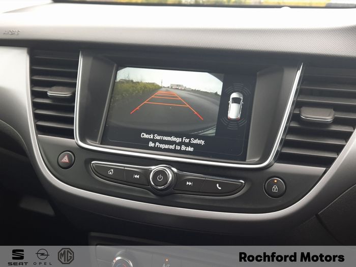 Opel Crossland X 2024