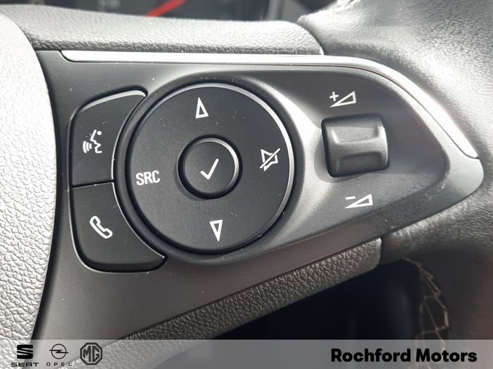 Opel Crossland X 2021