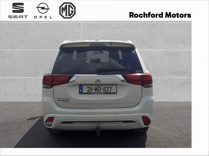 Mitsubishi Outlander 2021