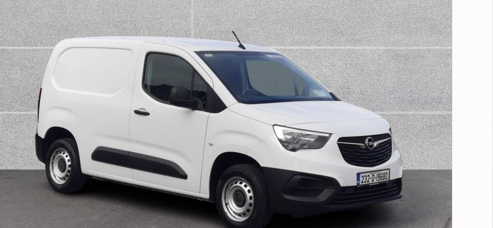 Opel Combo 2023