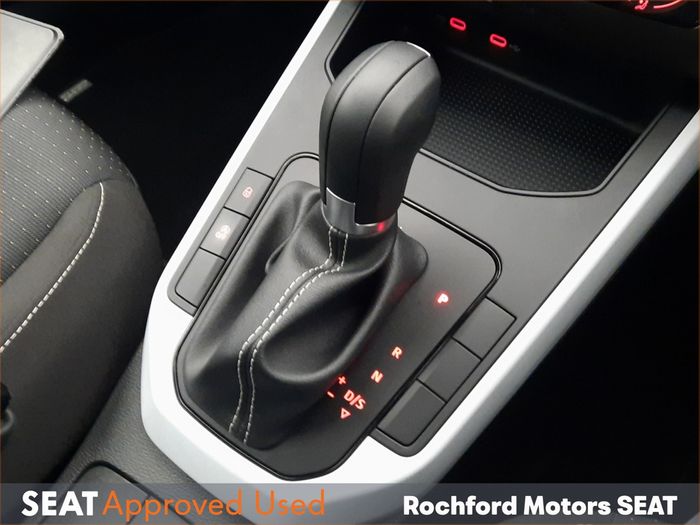SEAT Arona 2025