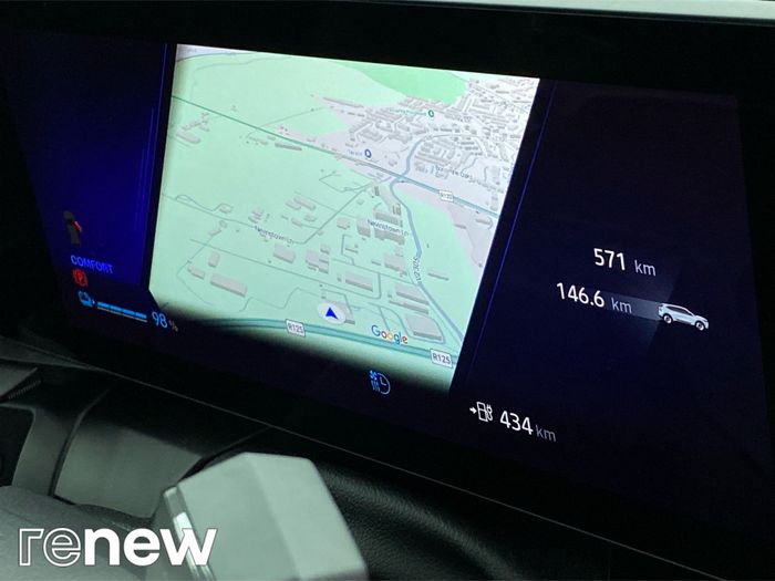 Renault Scenic E-Tech 2025