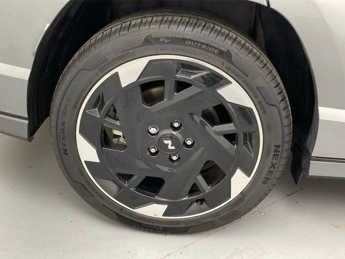 Hyundai Kona 2025