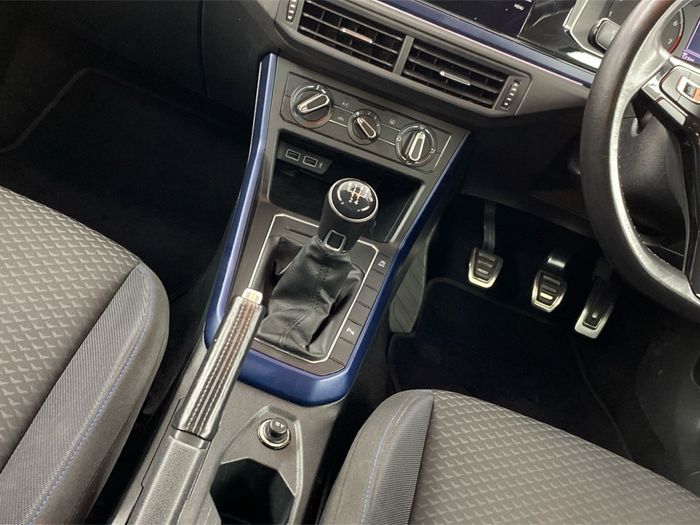 Volkswagen Polo 2021