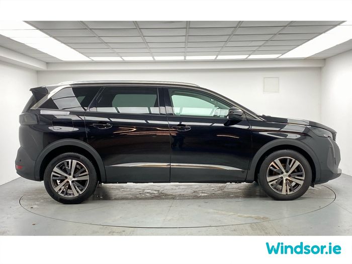Peugeot 5008 2023