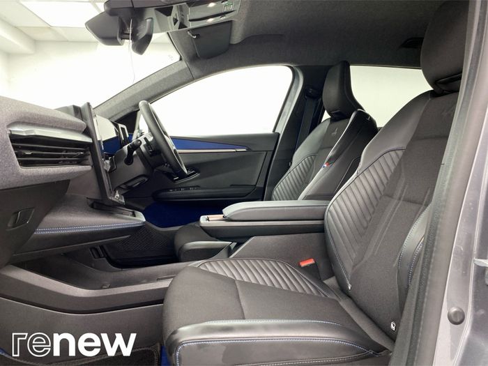 Renault Scenic E-Tech 2025