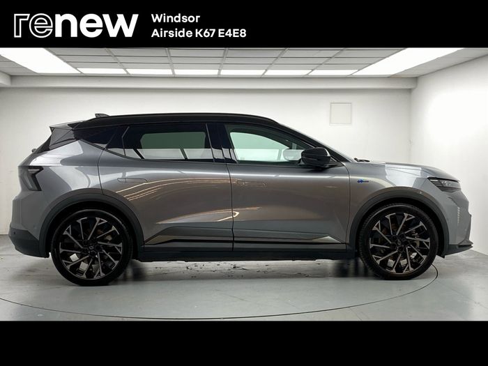 Renault Scenic E-Tech 2025