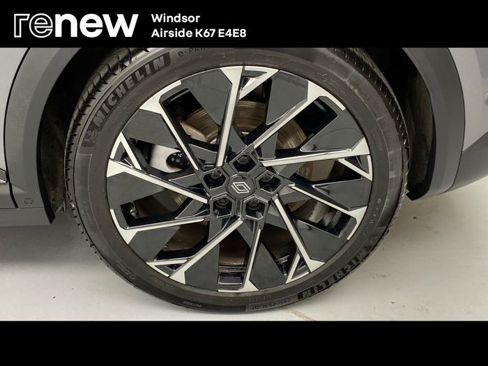 Renault Scenic E-Tech 2025