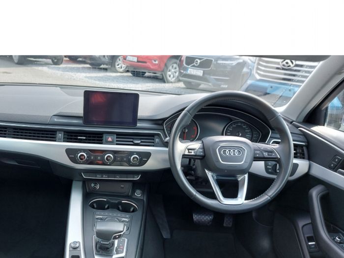 Audi A4 2019
