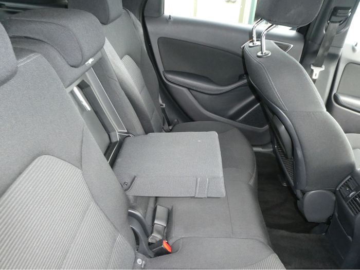 Mercedes-Benz B-Class 2016