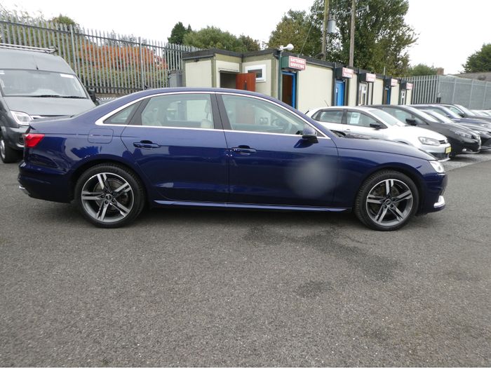Audi A4 2024